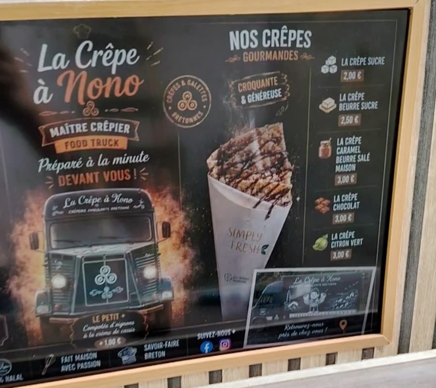 L'écran de la carte de La Crêpe à Nono avec les crêpes gourmandes et leurs prix